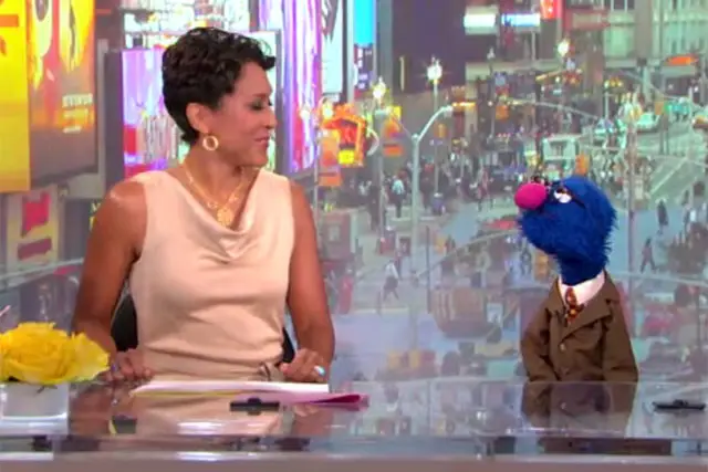 Robin Roberts with Grover